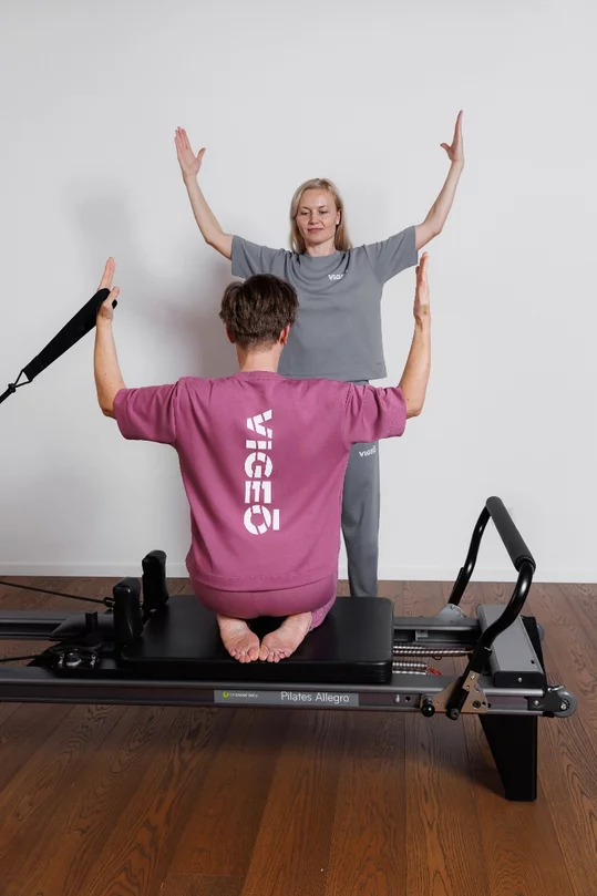 Pilates reformer cvičenie | VIGEO Pohybové centrum Pilates reformer cvičenie | VIGEO Pohybové centrum